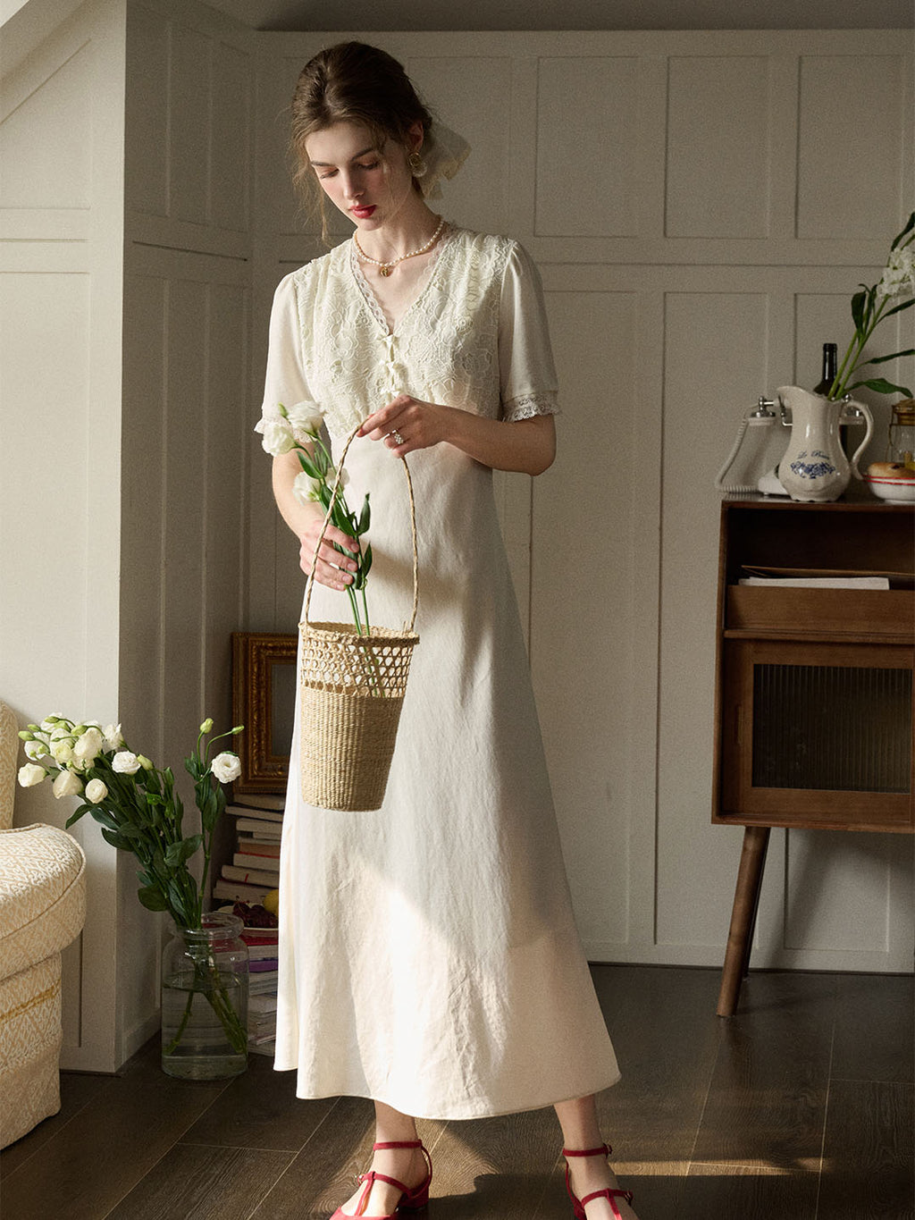 【Final Sale】Talia Romantic Rose Lace Bow V-neck Puff Sleeve Dress