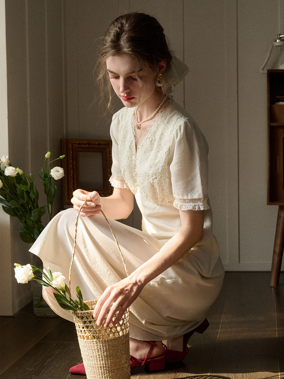 【Final Sale】Talia Romantic Rose Lace Bow V-neck Puff Sleeve Dress