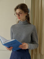 Solana Basic Versatile Turtleneck 100% Wool Sweater - Pink