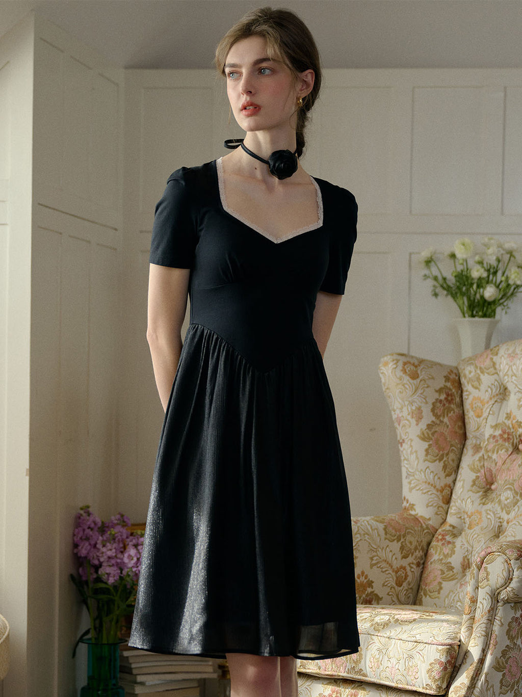 【Final Sale】Viviana Color Block Lace & Rhinestone-Studded Collar Dress (No Rose Choker)