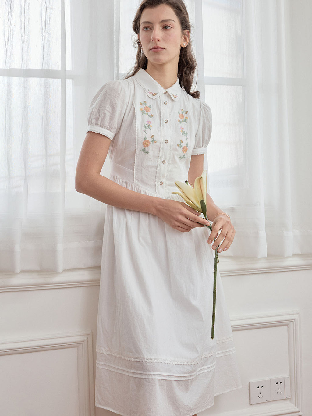 【Final Sale】Maryam Floral Embroidery Puff Sleeve Button Front Peter Pan Collar Dress