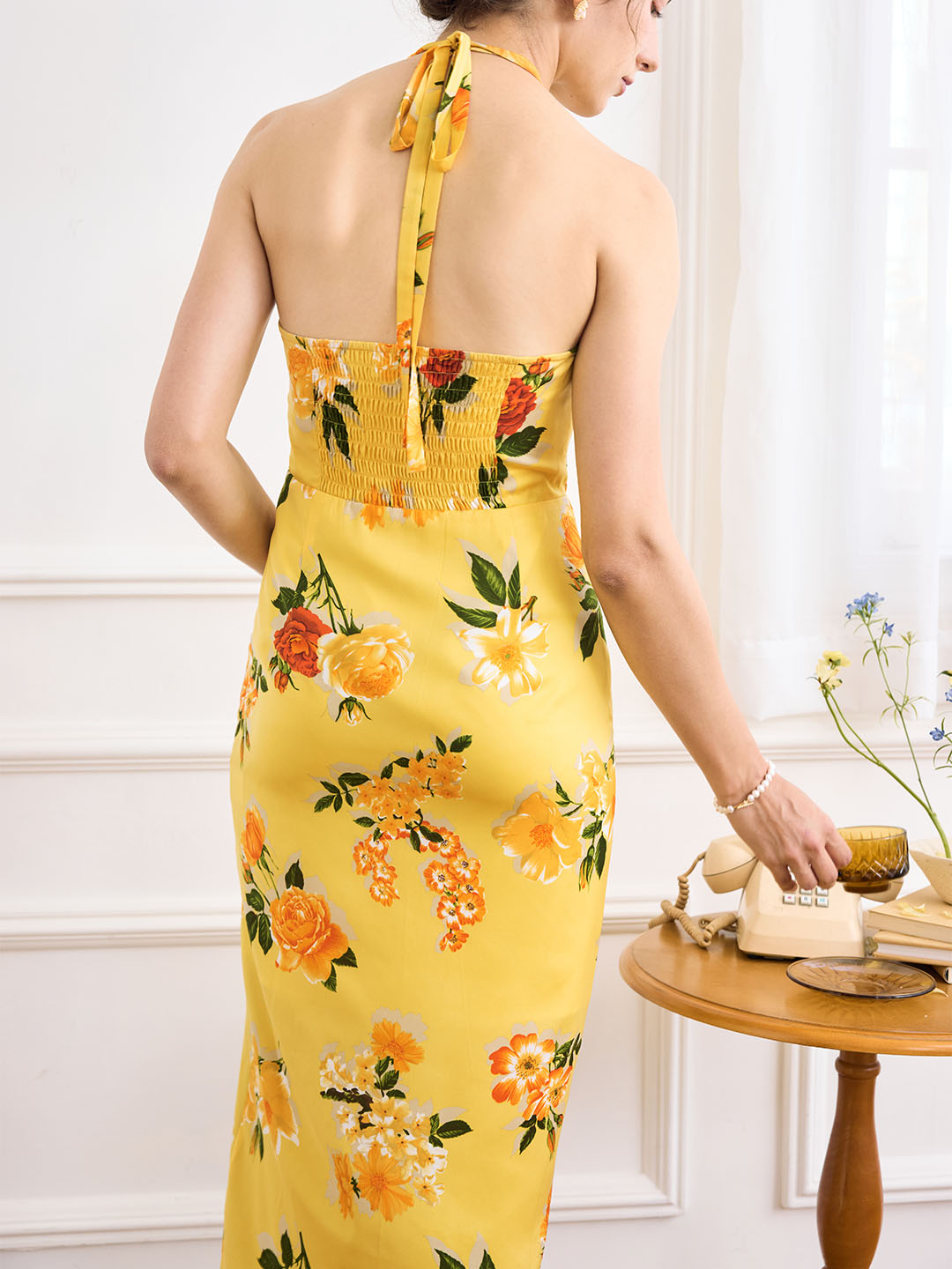 【Final Sale】Zelda Printed V Neck Halter Dress