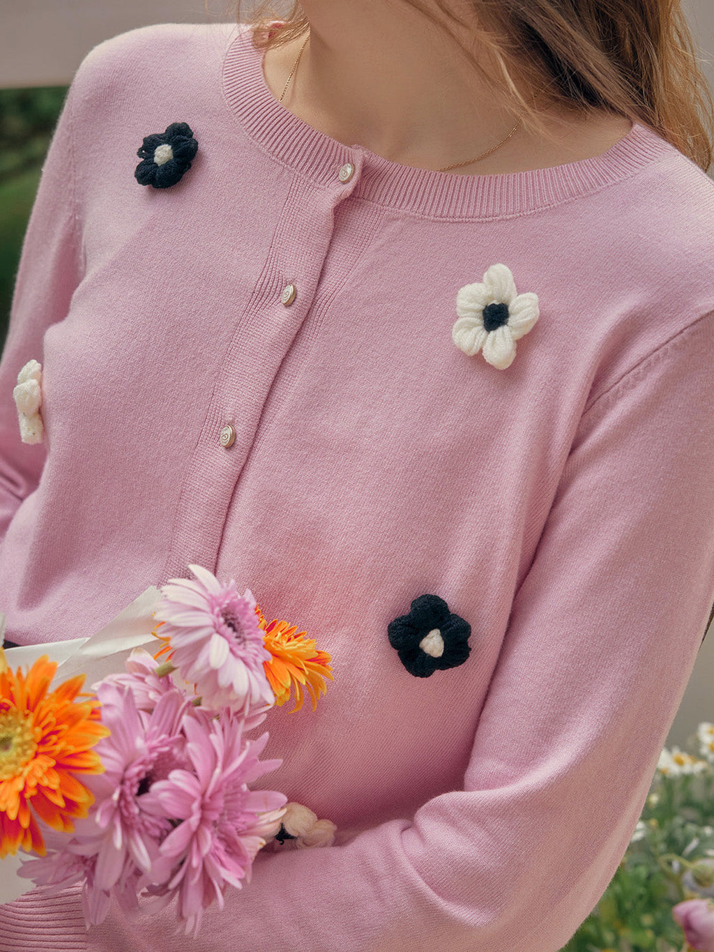 【Final Sale】Amabel Round Neck Flower Cardigan