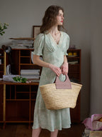 【Final Sale】Stormi Charming V-neck Lace Trimmed Floral Print Dress
