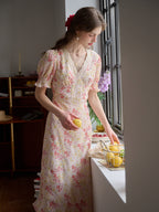 【Final Sale】Stormi Charming V-neck Lace Trimmed Floral Print Dress