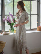 【Final Sale】Stormi Charming V-neck Lace Trimmed Floral Print Dress