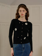【Final Sale】Layla Round Neck 3D Flower Cardigan