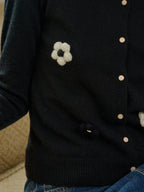 【Final Sale】Layla Round Neck 3D Flower Cardigan