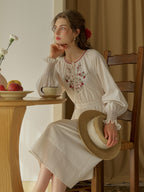 【Final Sale】Zinnia Round Neck Rose Embroidered Dress