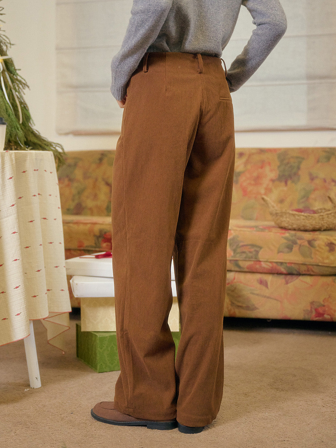 Novah Vintage Two-button Straight Corduroy Trousers - Brown