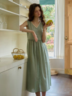 Irene Round Neck Waist Sleeveless Dress