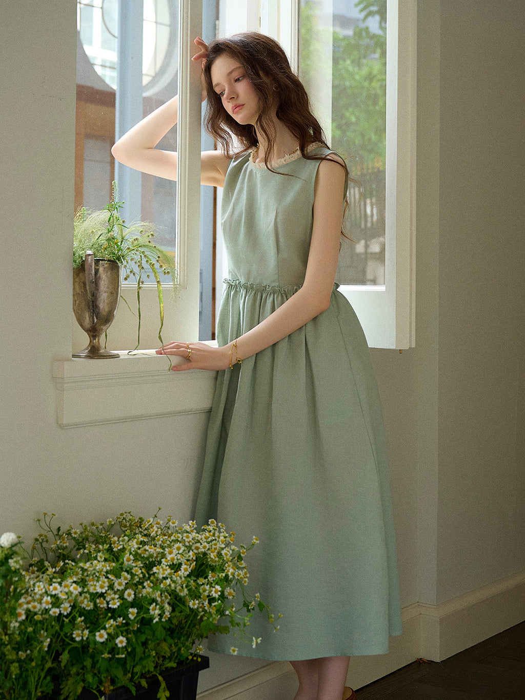 Irene Round Neck Waist Sleeveless Dress