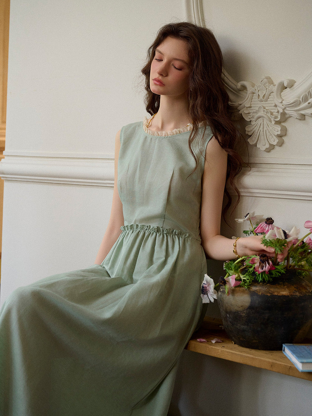 Irene Round Neck Waist Sleeveless Dress