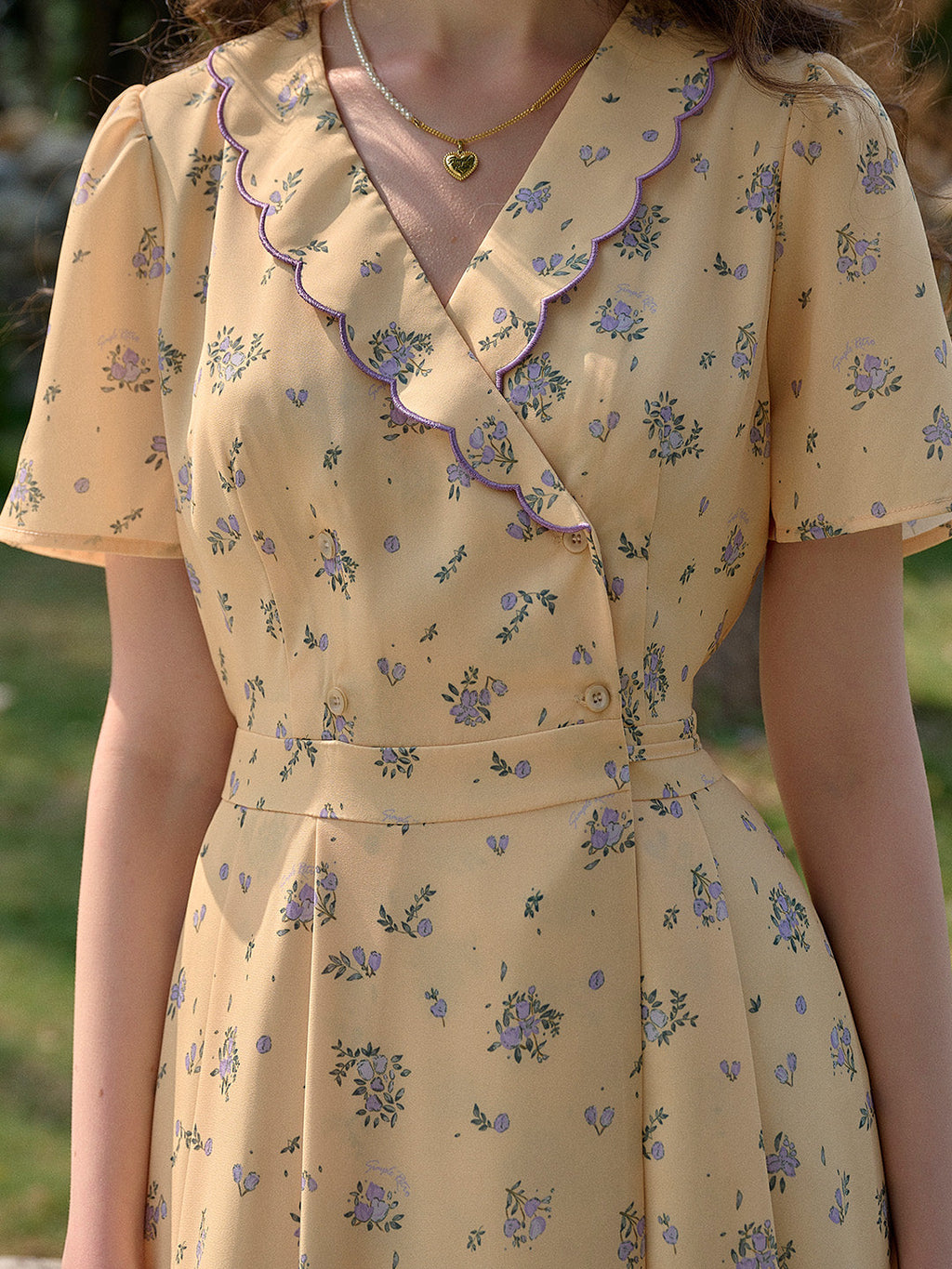 【Final Sale】Louisa Ruffle V-Neck Floral Waist Dress - Apricot