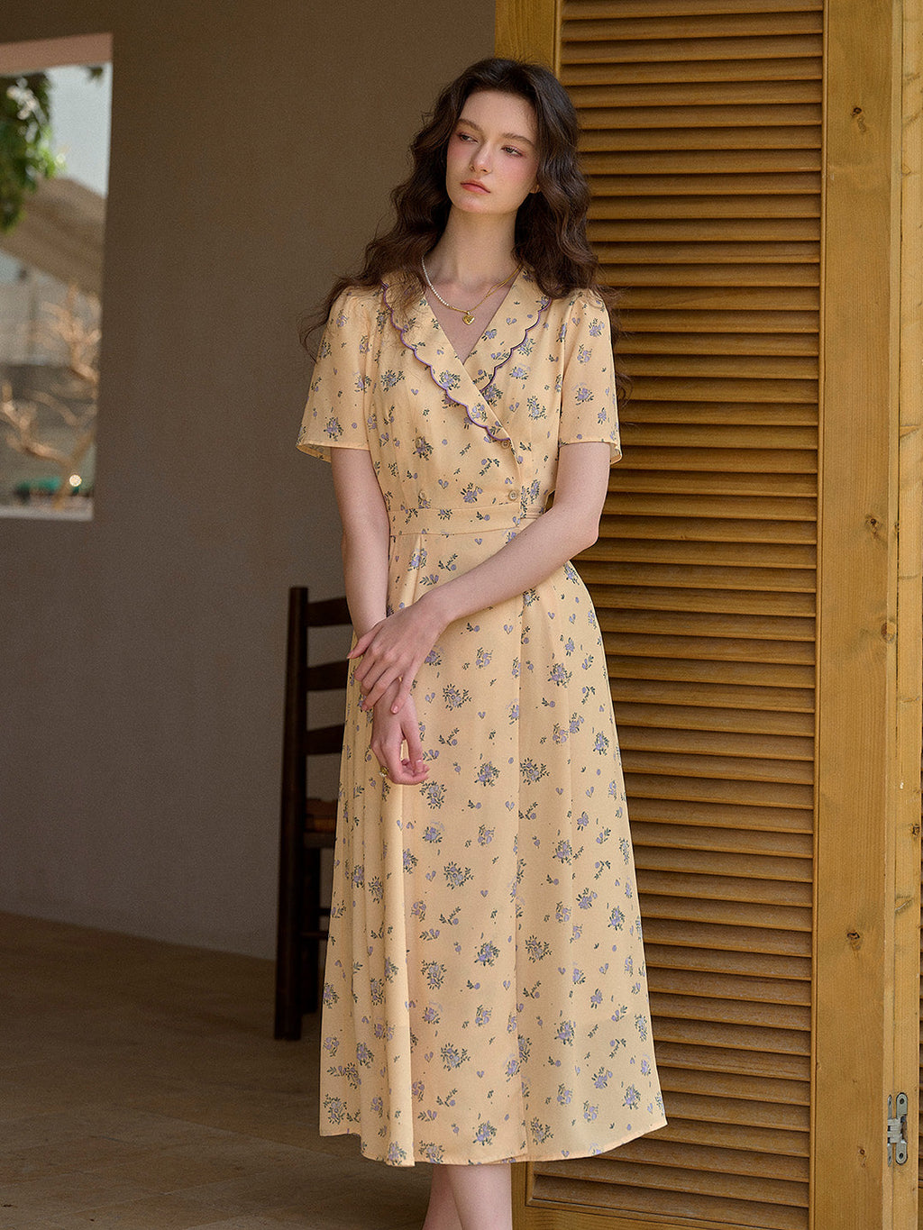 【Final Sale】Louisa Ruffle V-Neck Floral Waist Dress - Apricot