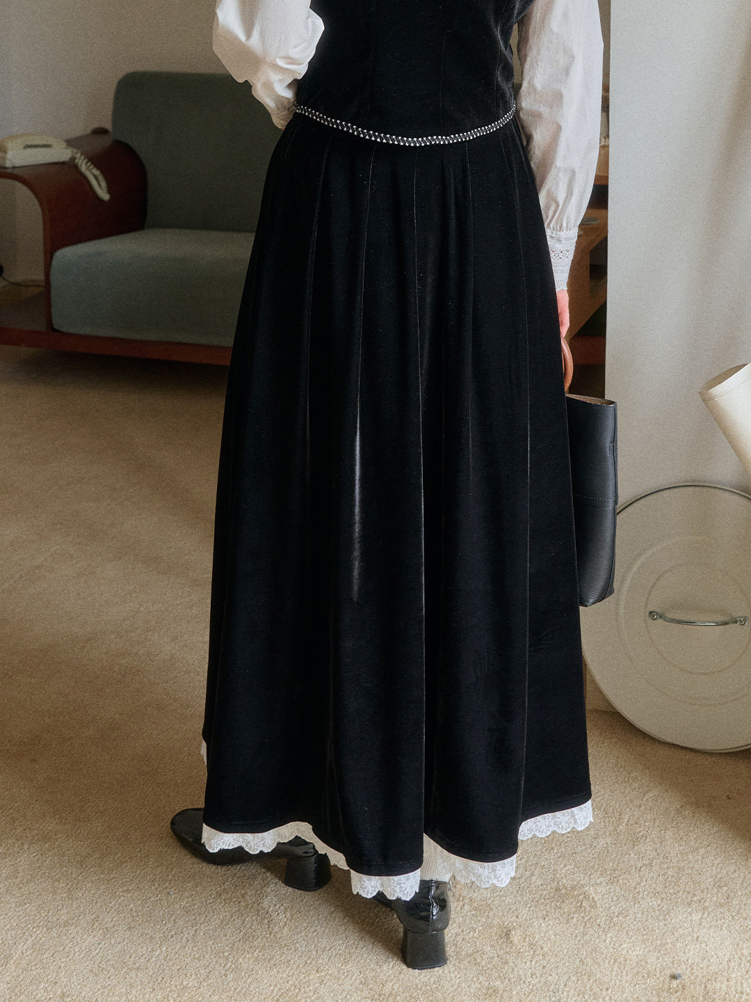 Xiomara Velvet Midi Skirt