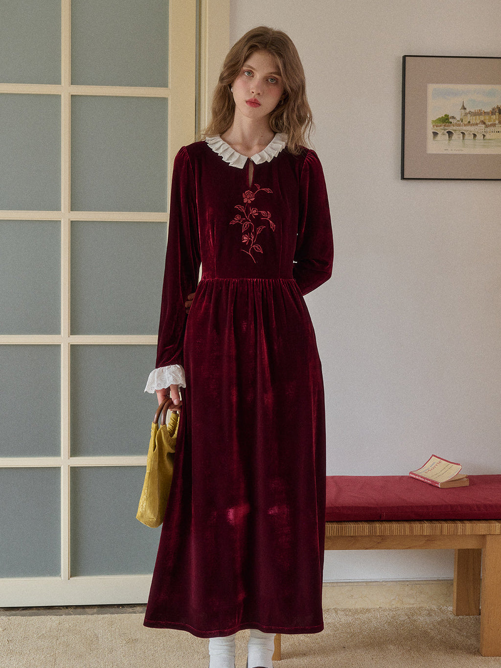 Aliana Round Neck Embroidery Velvet Dress