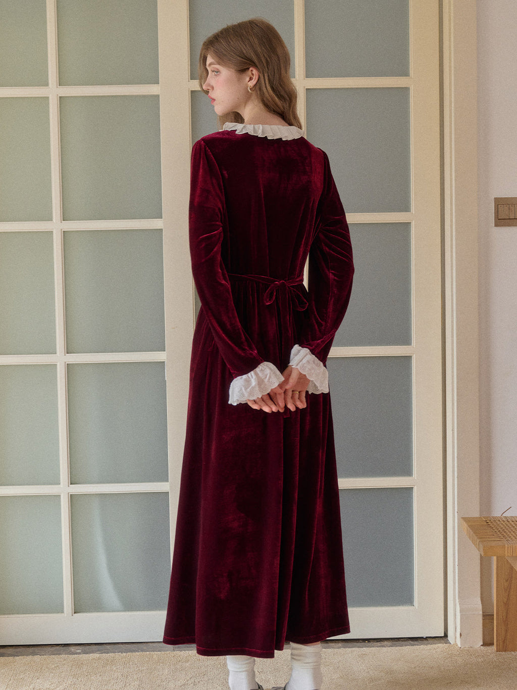 Aliana Round Neck Embroidery Velvet Dress