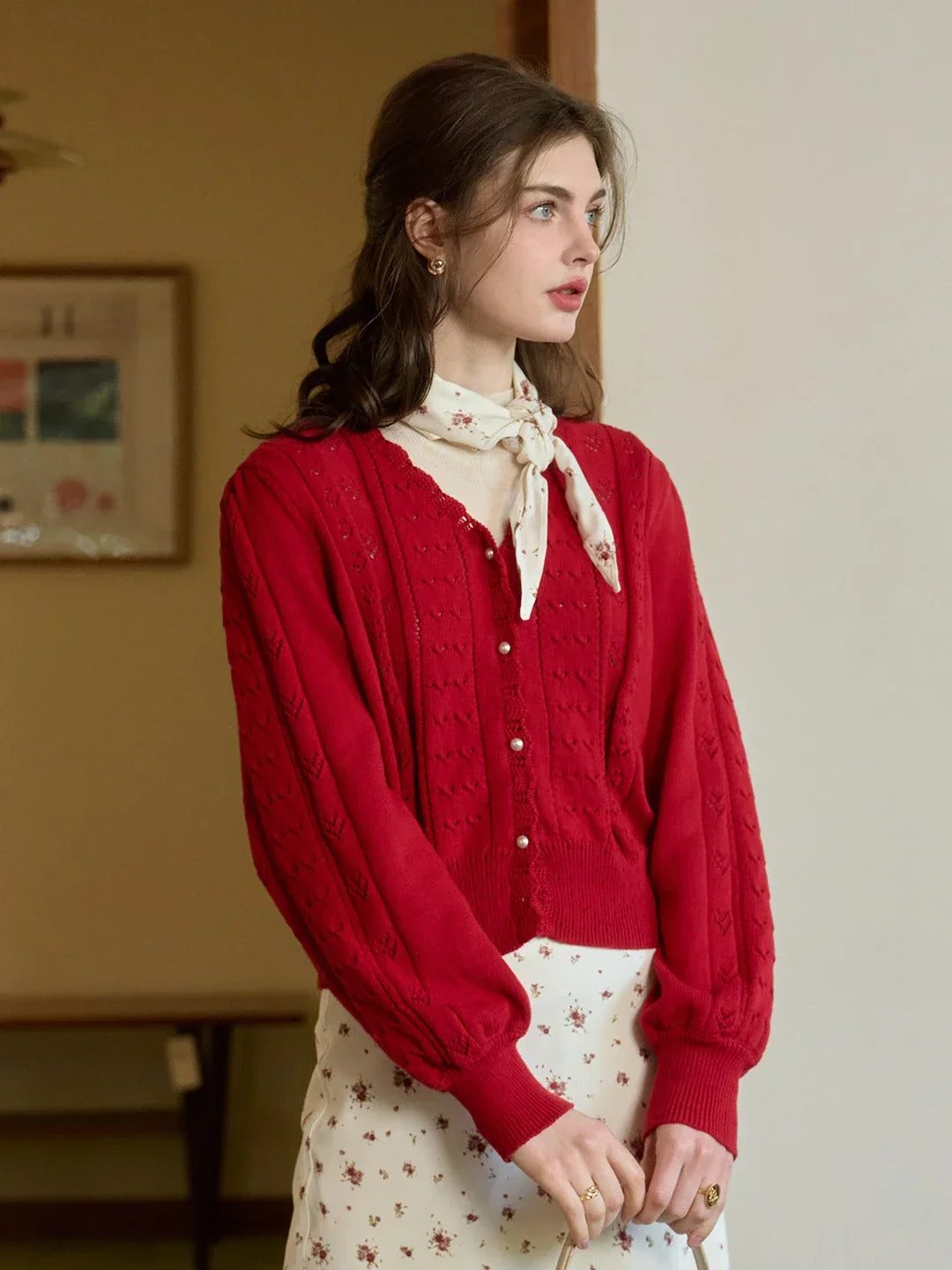 Amira Wave V-neck Cotton Knitted Cardigan
