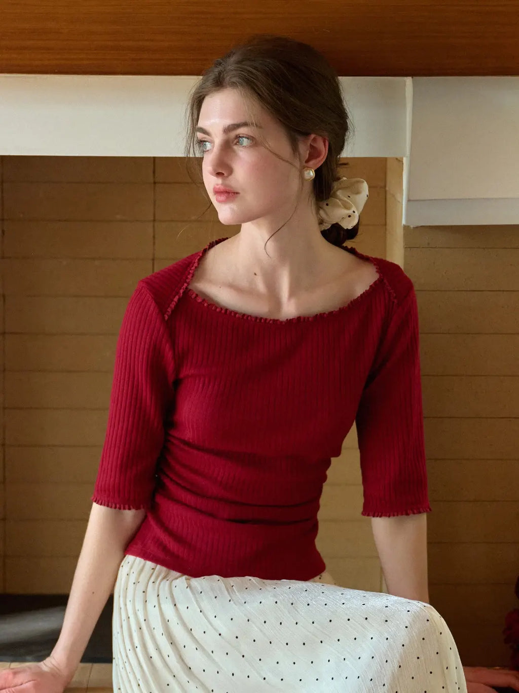 Bria Straight Neck Waist Blouse
