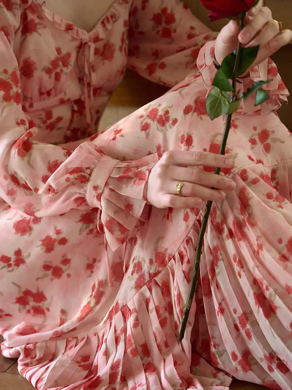 Amaris Sweetheart Neck Floral Dress