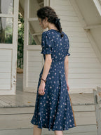 【Final Sale】Stormi Charming V-neck Lace Trimmed Floral Print Dress