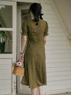 【Final Sale】Stormi Charming V-neck Lace Trimmed Floral Print Dress