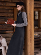 Emmie V-Neck Wool Sleeveless Dress