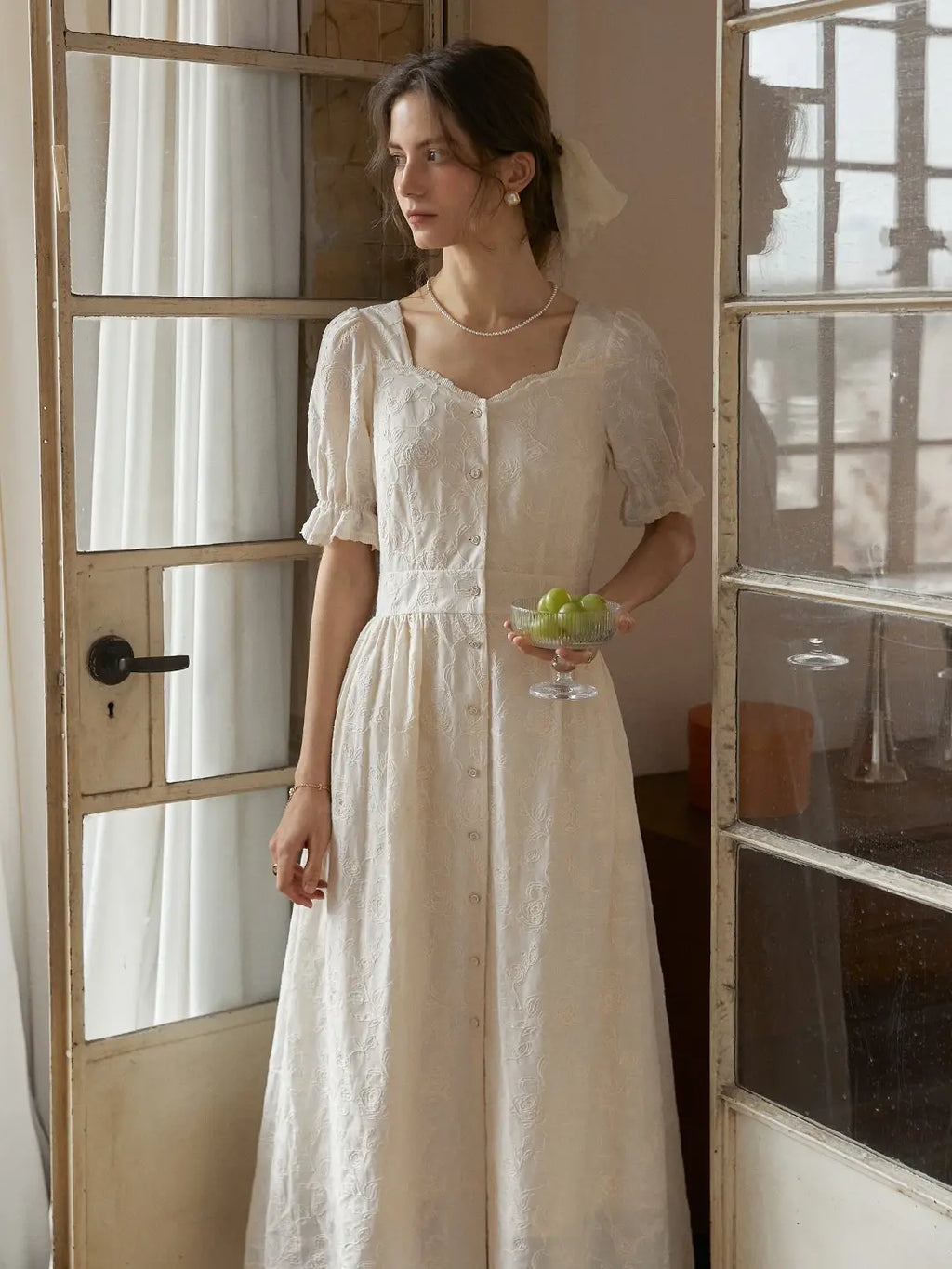 Ayra Sweetheart Neck Puff Sleeves Dress