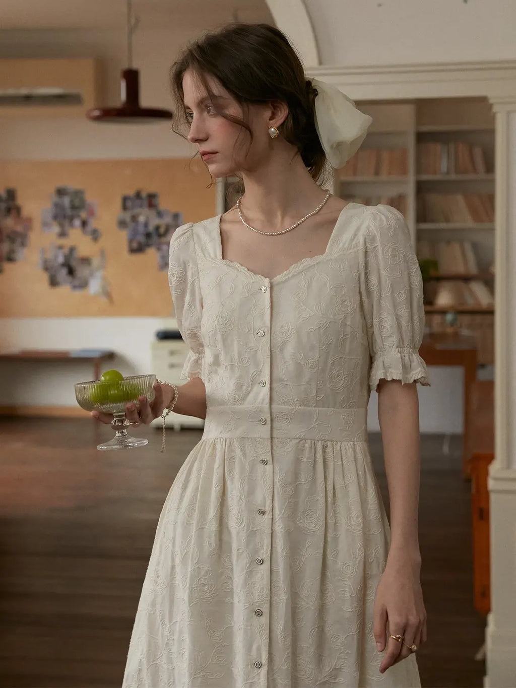 Ayra Sweetheart Neck Puff Sleeves Dress