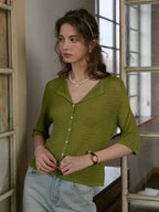 Voka Simple V-Neck Wool Cardigan