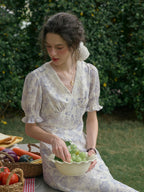 【Final Sale】Stormi Charming V-neck Lace Trimmed Floral Print Dress