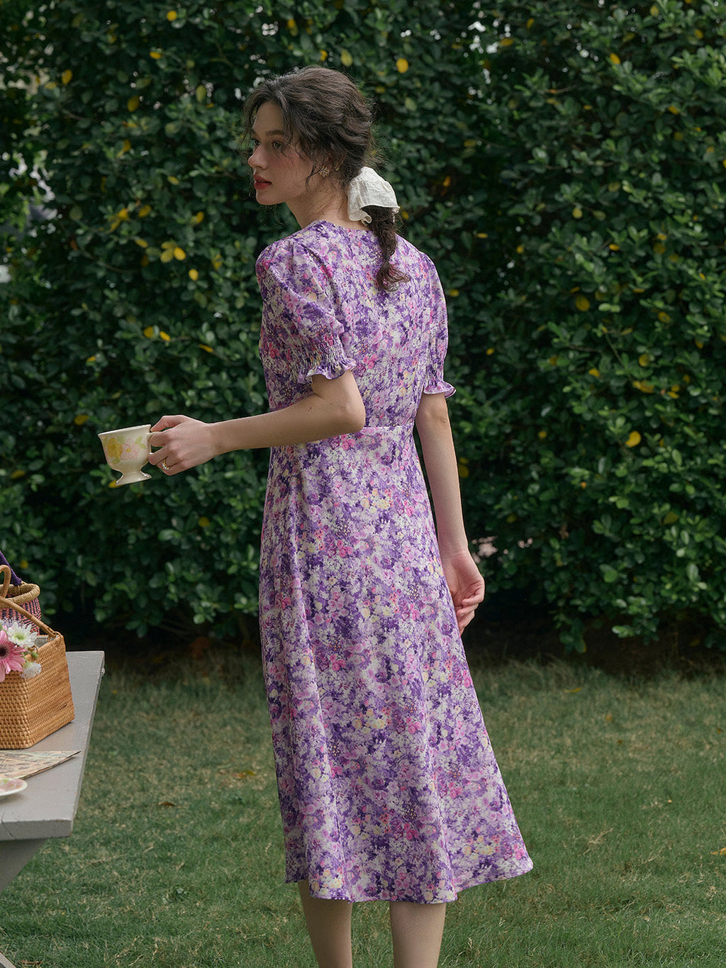 【Final Sale】Stormi Charming V-neck Lace Trimmed Floral Print Dress