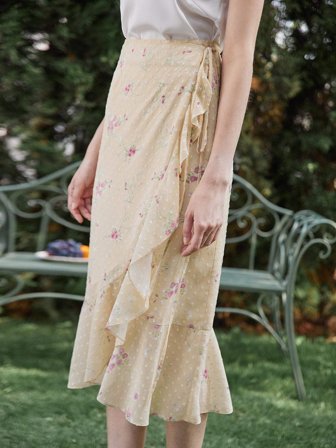 【Final Sale】Mila Floral Printed Ruffle Midi Skirt