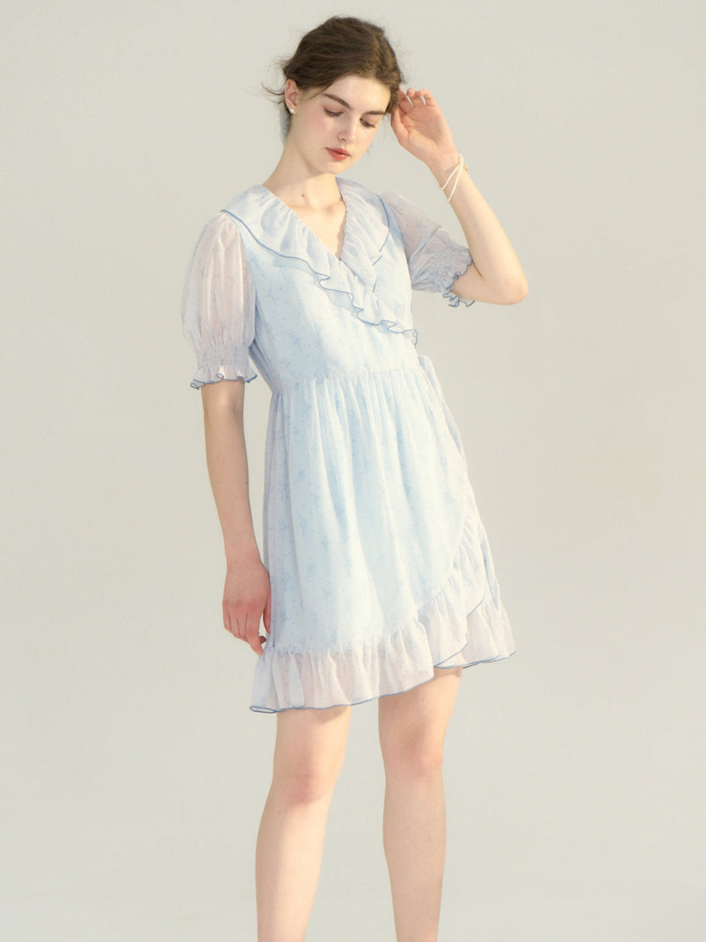 【Final Sale】Amaris Original Ballet Girl Print V Neck Puff Sleeve Dress