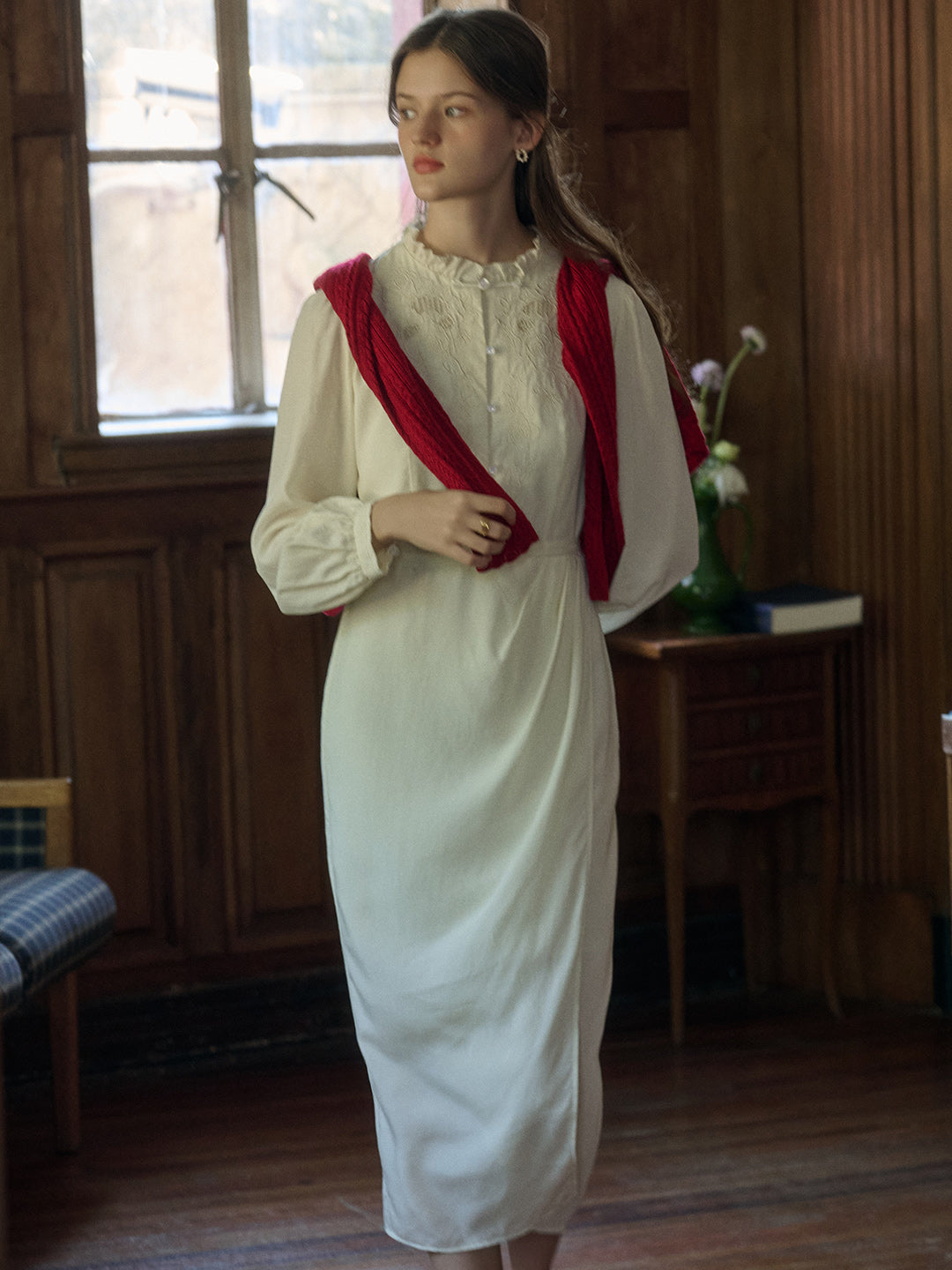 【Final Sale】Eve Trim Round Neck Hollow Rose Embroidered Lace Dress